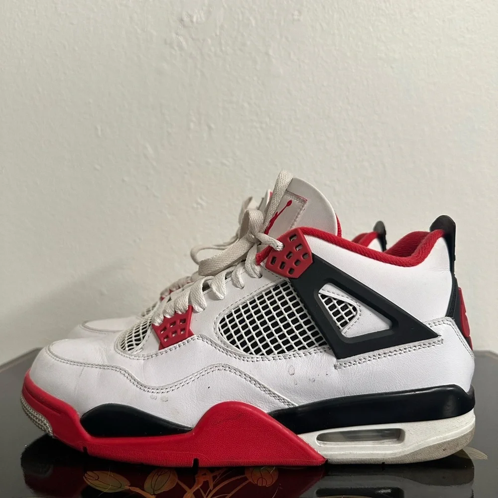 Jordan fire red 4 - Picture 2 of 6